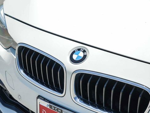 Used 2016 BMW 328i Sedan RWD image 10