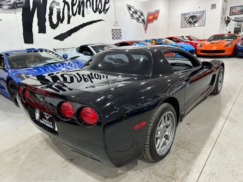 Used 2002 Chevrolet Corvette Z06 w/ Memory Pkg image 8