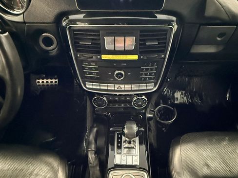 Used 2017 Mercedes-Benz G 550 image 25