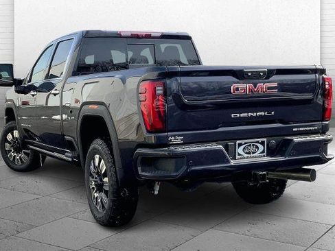 New 2026 GMC Sierra 2500 Denali w/ Denali Reserve Package AWD/4WD image 8