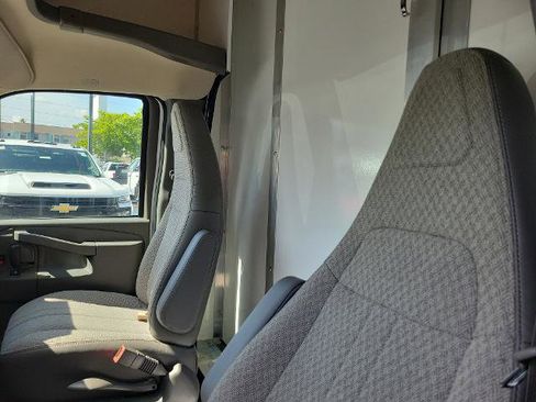 New 2025 Chevrolet Express 3500 w/ Power Convenience Package image 11