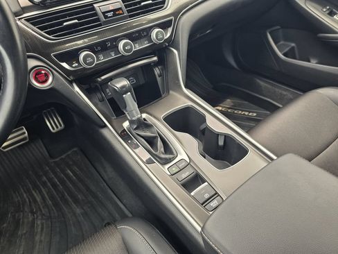 Used 2022 Honda Accord Sport image 17