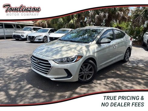 Used 2018 Hyundai Elantra SEL FWD image 1