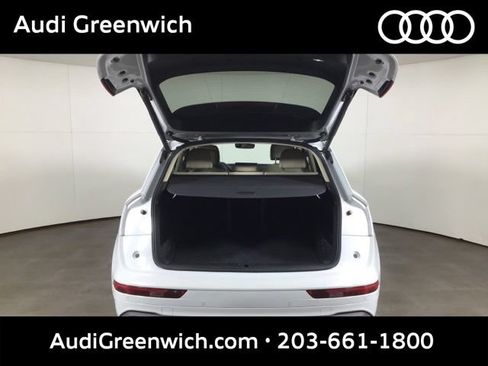 Used 2022 Audi Q5 2.0T Premium w/ Convenience Package AWD/4WD image 24