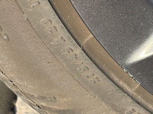 Used 2023 Tesla Model X image 7