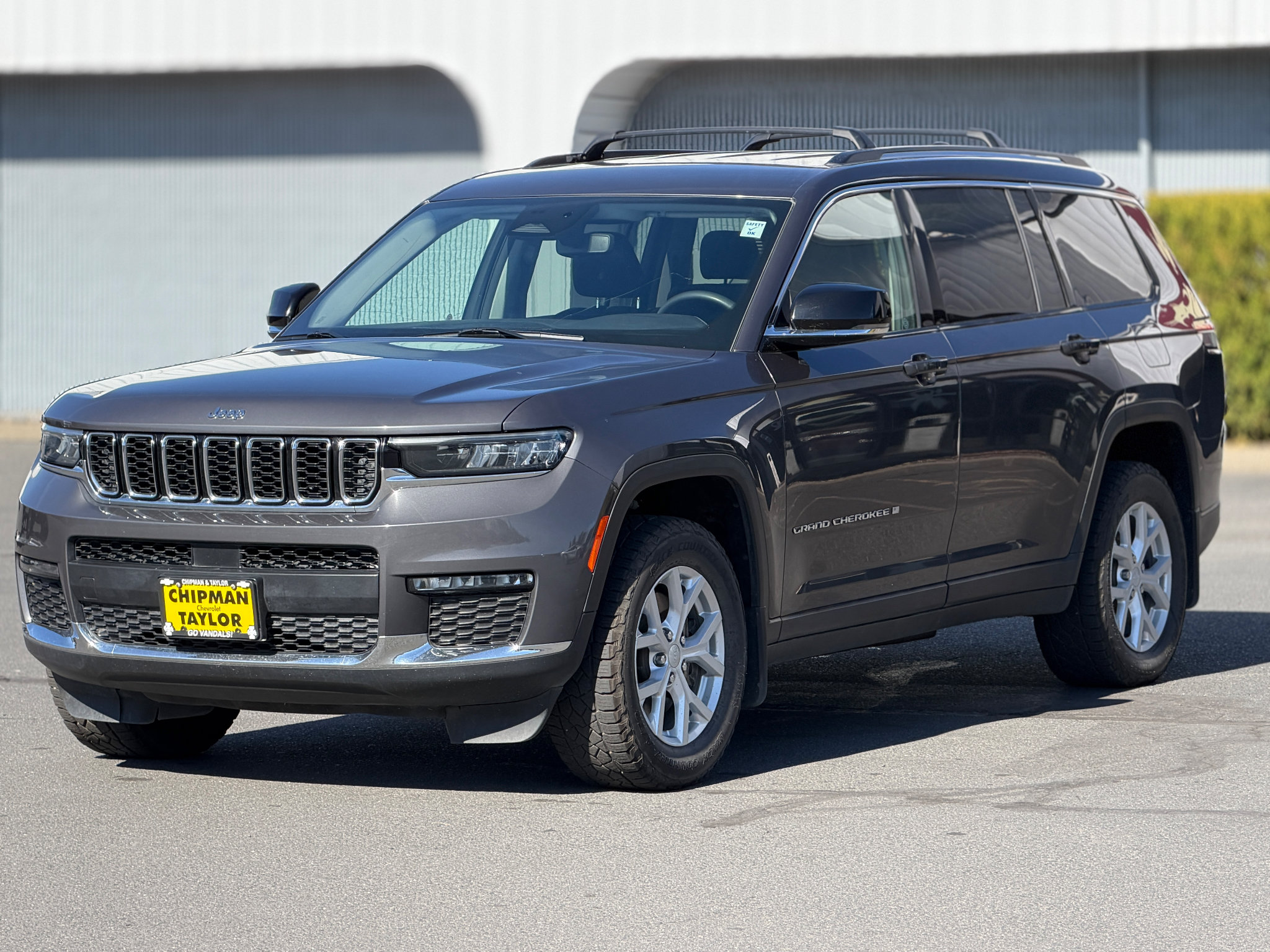 Used 2023 Jeep Grand Cherokee L Limited AWD/4WD image 15