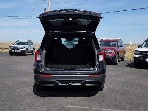 Certified 2025 Ford Explorer ST-Line AWD/4WD image 19