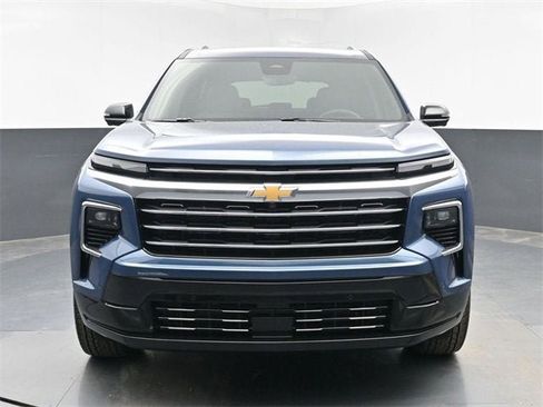 New 2026 Chevrolet Traverse High Country w/ LPO, Floor Liner Package image 3