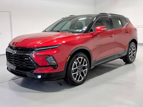 Used 2024 Chevrolet Blazer RS w/ Driver Confidence II Package AWD/4WD image 1