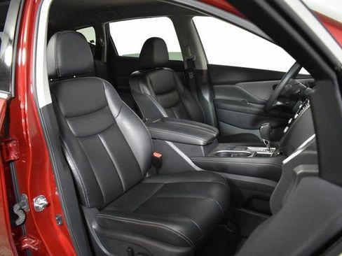 Certified 2024 Nissan Murano SV image 33