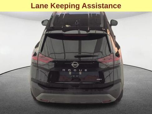 Used 2023 Nissan Rogue S AWD/4WD image 7