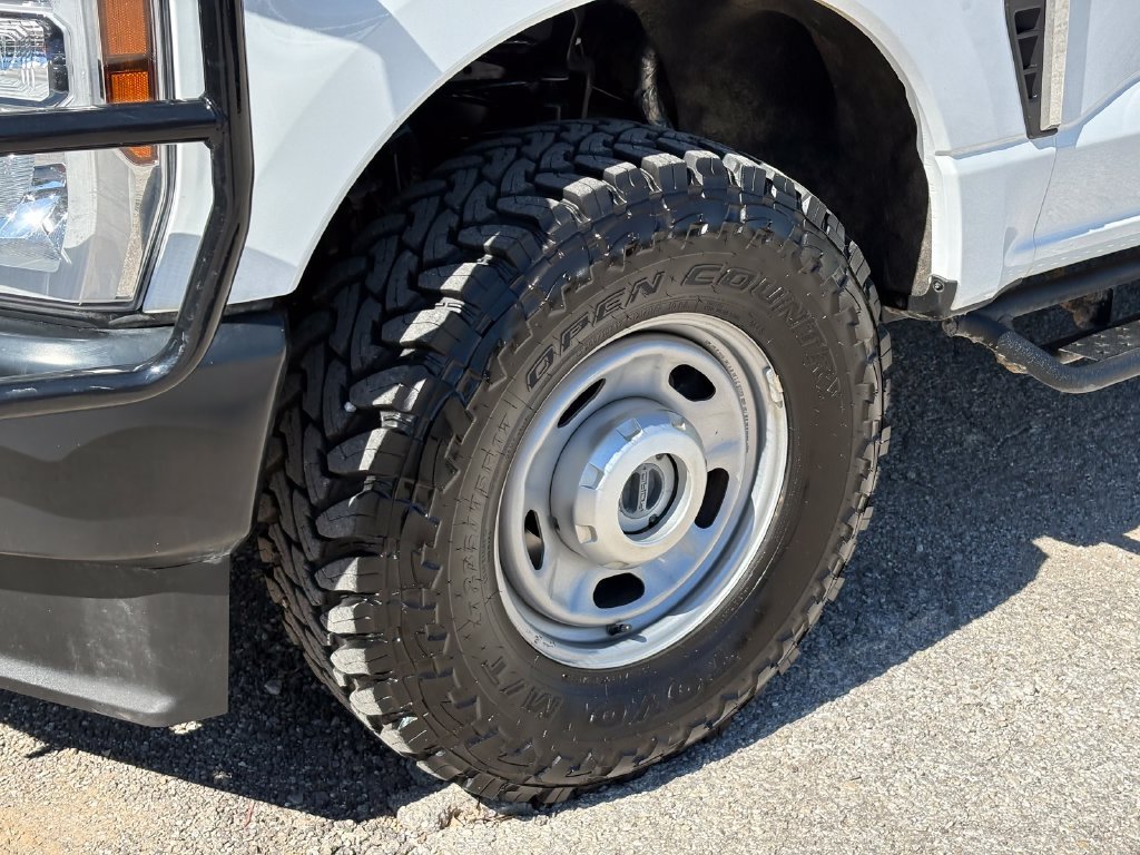 Used 2024 Ford F250 XL w/ FX4 Off-Road Package AWD/4WD image 9