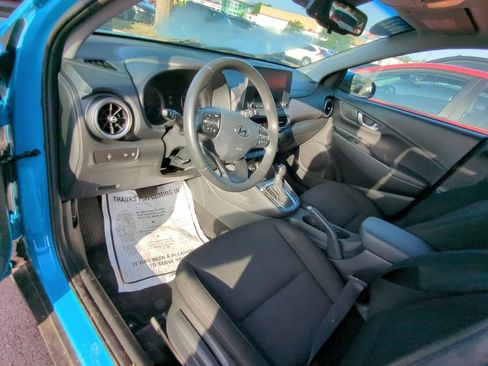 Used 2022 Hyundai Kona SEL w/ Convenience Package AWD/4WD image 7