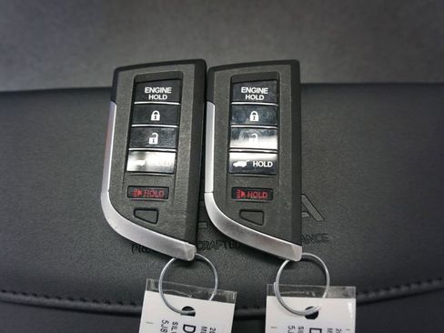 Used 2023 Acura MDX SH-AWD w/ Advance Package image 21