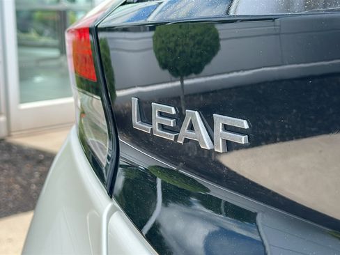 Used 2023 Nissan Leaf SV Plus FWD image 10