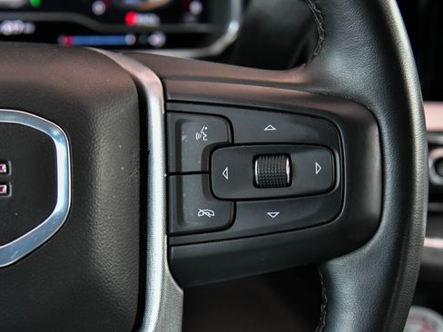 Used 2024 GMC Sierra 1500 SLT image 30