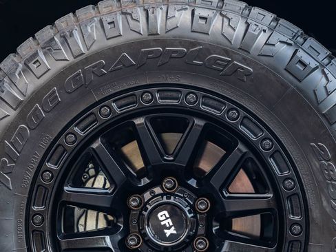 Used 2024 Toyota Tacoma TRD Sport image 10