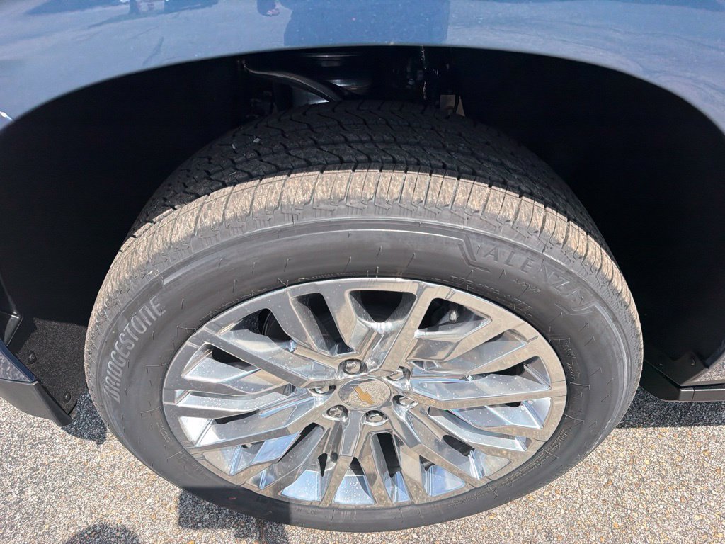 New 2026 Chevrolet Tahoe High Country AWD/4WD image 12