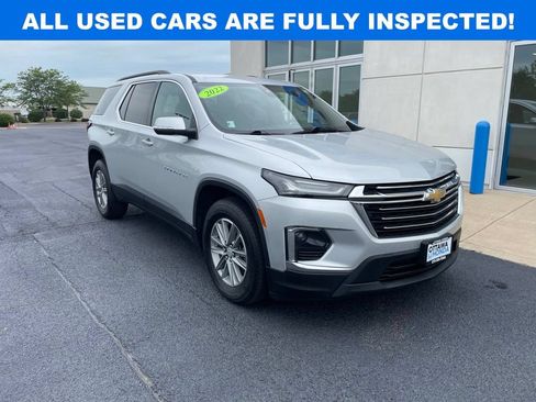 Used 2022 Chevrolet Traverse LT AWD/4WD image 1