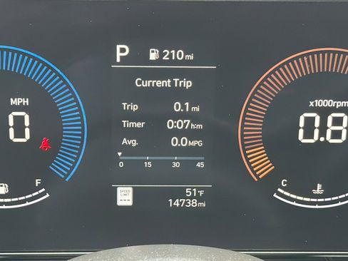 Used 2025 Hyundai Kona SEL AWD/4WD image 27