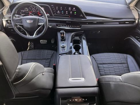 Certified 2024 Cadillac Escalade V w/ LPO, ONYX Package image 13