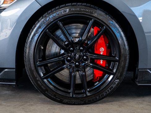 Used 2021 Ford Mustang Shelby GT500 w/ Technology Package image 10