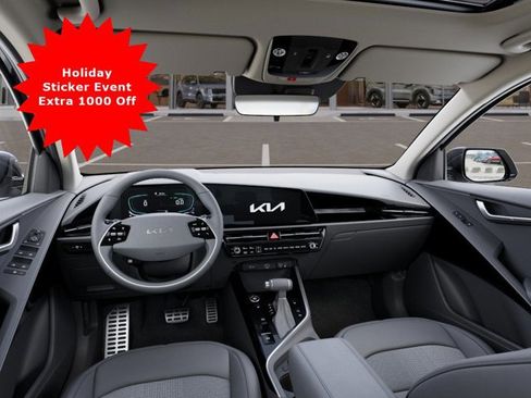 New 2025 Kia Niro EX Touring image 17