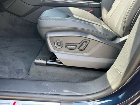 New 2026 Audi Q8 Premium Plus image 8
