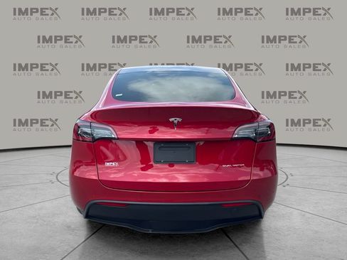 Used 2022 Tesla Model Y Long Range AWD/4WD image 4