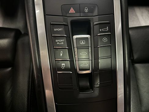 Used 2016 Porsche 911 Turbo AWD/4WD image 59