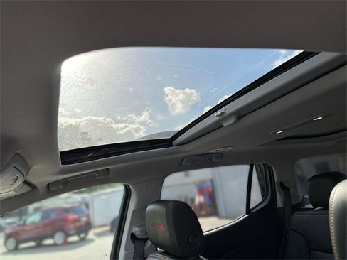 Used 2023 GMC Acadia AT4 w/ Technology Package image 23