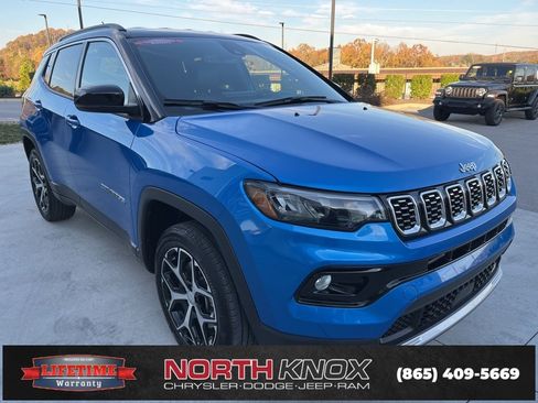 Used 2024 Jeep Compass Limited image 29