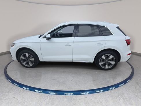 Used 2022 Audi Q5 Premium w/ Premium Plus Package AWD/4WD image 9