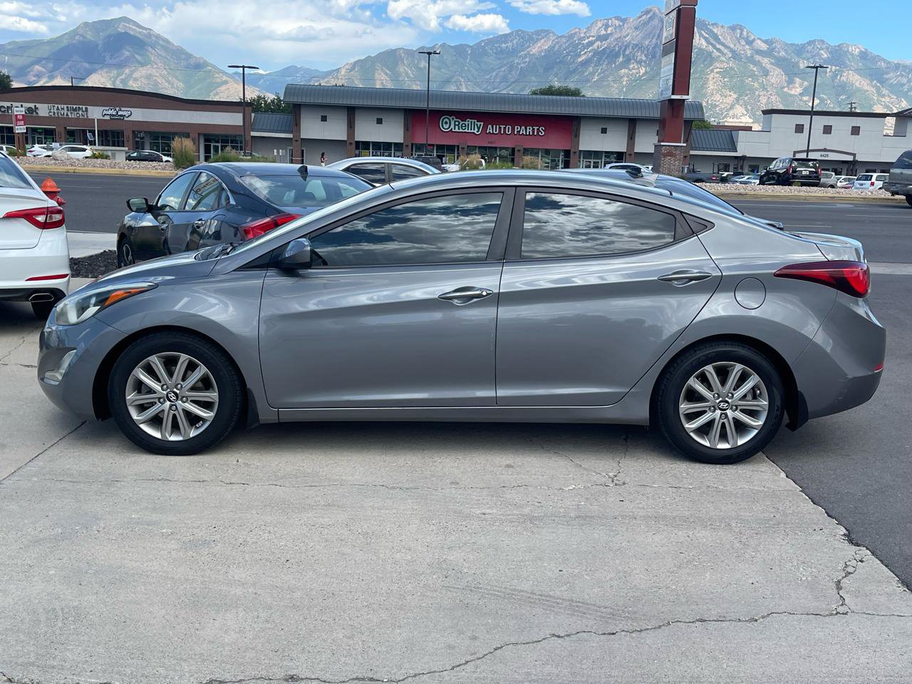 Used 2014 Hyundai Elantra SE w/ Option Group 02 FWD image 8