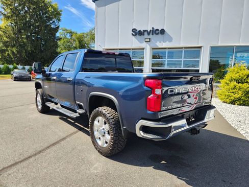 Used 2020 Chevrolet Silverado 2500 LTZ w/ LTZ Plus Package image 11