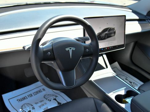 Used 2023 Tesla Model 3 Standard Range RWD image 14