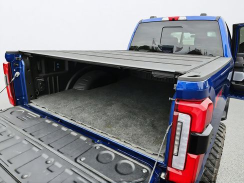 Used 2026 Ford F250 Platinum AWD/4WD image 32