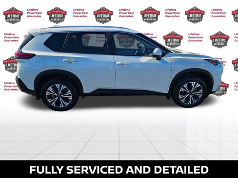 Used 2023 Nissan Rogue SV w/ SV Premium B Package image 8