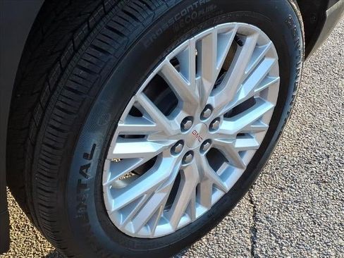 New 2026 GMC Acadia Elevation image 22