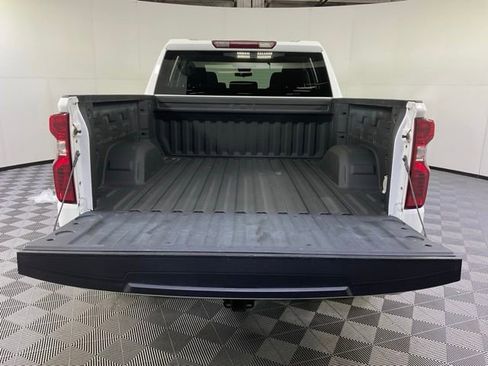 Used 2022 Chevrolet Silverado 1500 LT image 36