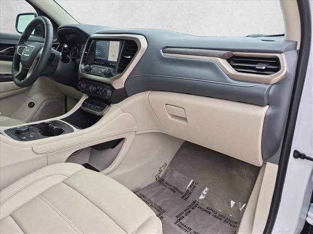Used 2023 GMC Acadia Denali w/ Denali Ultimate Package FWD image 25