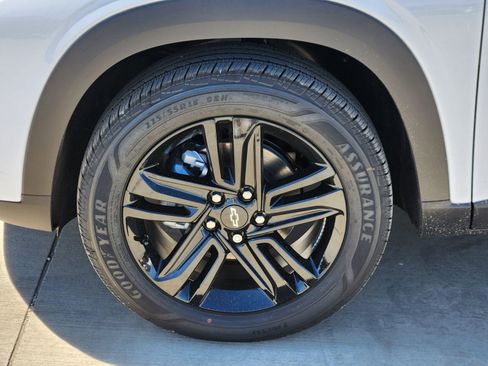 New 2026 Chevrolet Trax ACTIV w/ Driver Confidence Package image 8