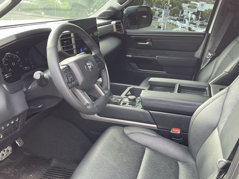 Used 2025 Toyota Tundra Limited w/ TRD Off-Road Package AWD/4WD image 9