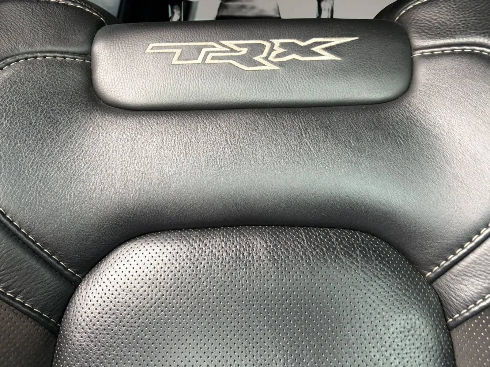 Used 2022 RAM 1500 TRX AWD/4WD image 33