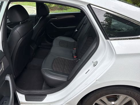 Used 2018 Hyundai Sonata Sport w/ Cargo Package FWD image 7