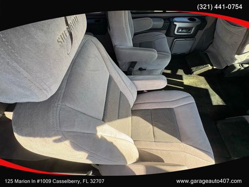 Used 2003 Ford E-150 and Econoline 150 Commercial Van 3D image 33