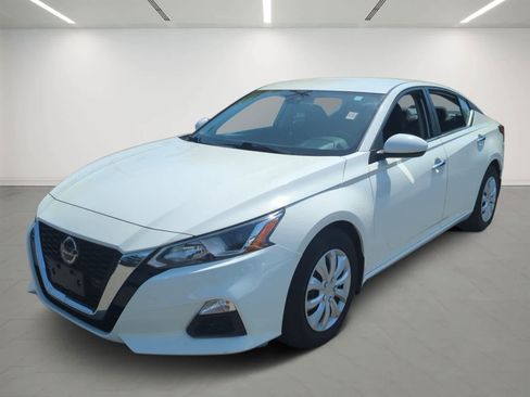 Used 2021 Nissan Altima 2.5 S FWD image 2