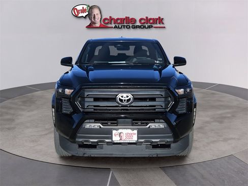 Used 2024 Toyota Tacoma SR5 image 9
