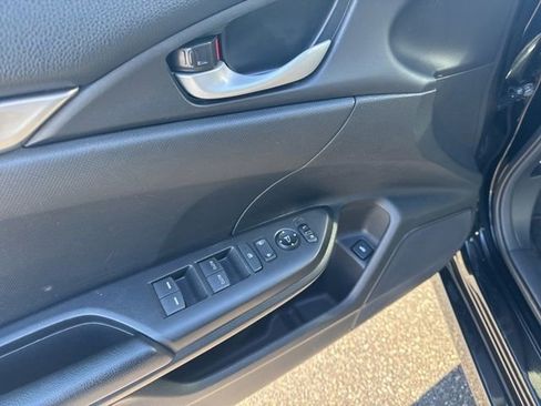 Used 2019 Honda Civic Sport image 22