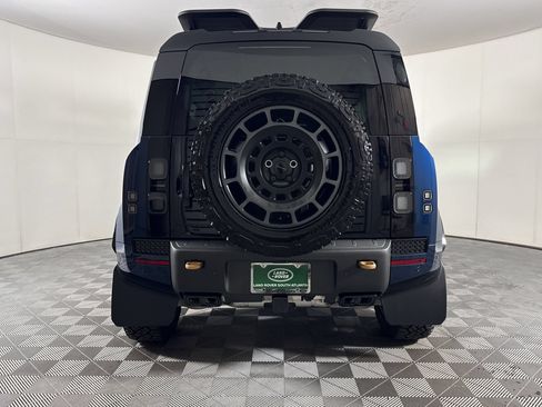 New 2026 Land Rover Defender 110 OCTA AWD/4WD image 10